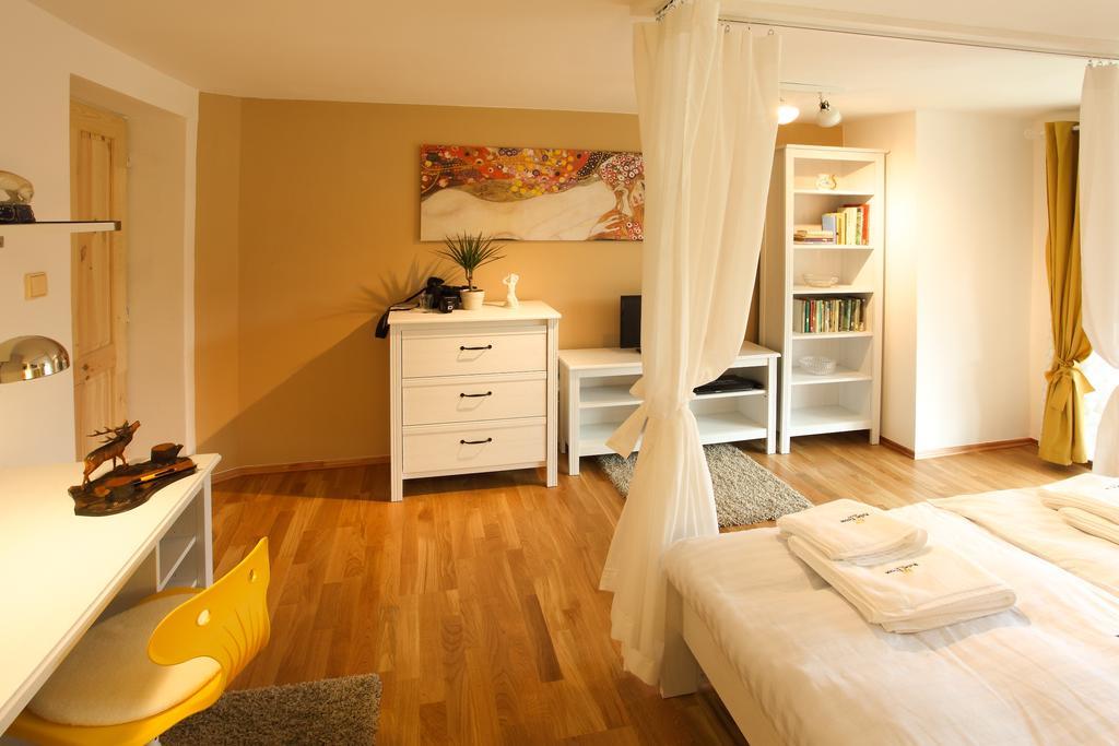 Апартаменты Rebel House Фридлант-над-Остравици Экстерьер фото