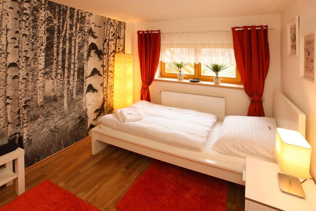 Апартаменты Rebel House Фридлант-над-Остравици Экстерьер фото
