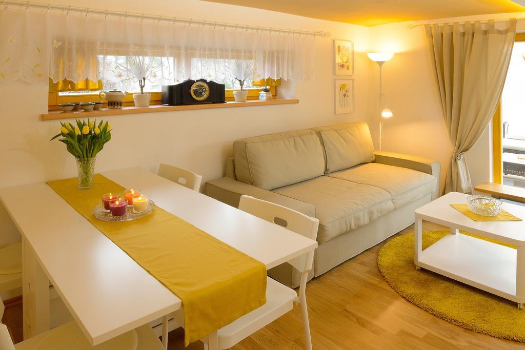 Апартаменты Rebel House Фридлант-над-Остравици Экстерьер фото